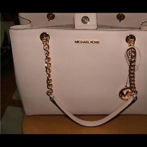 Micheal kors Blush Hand bag